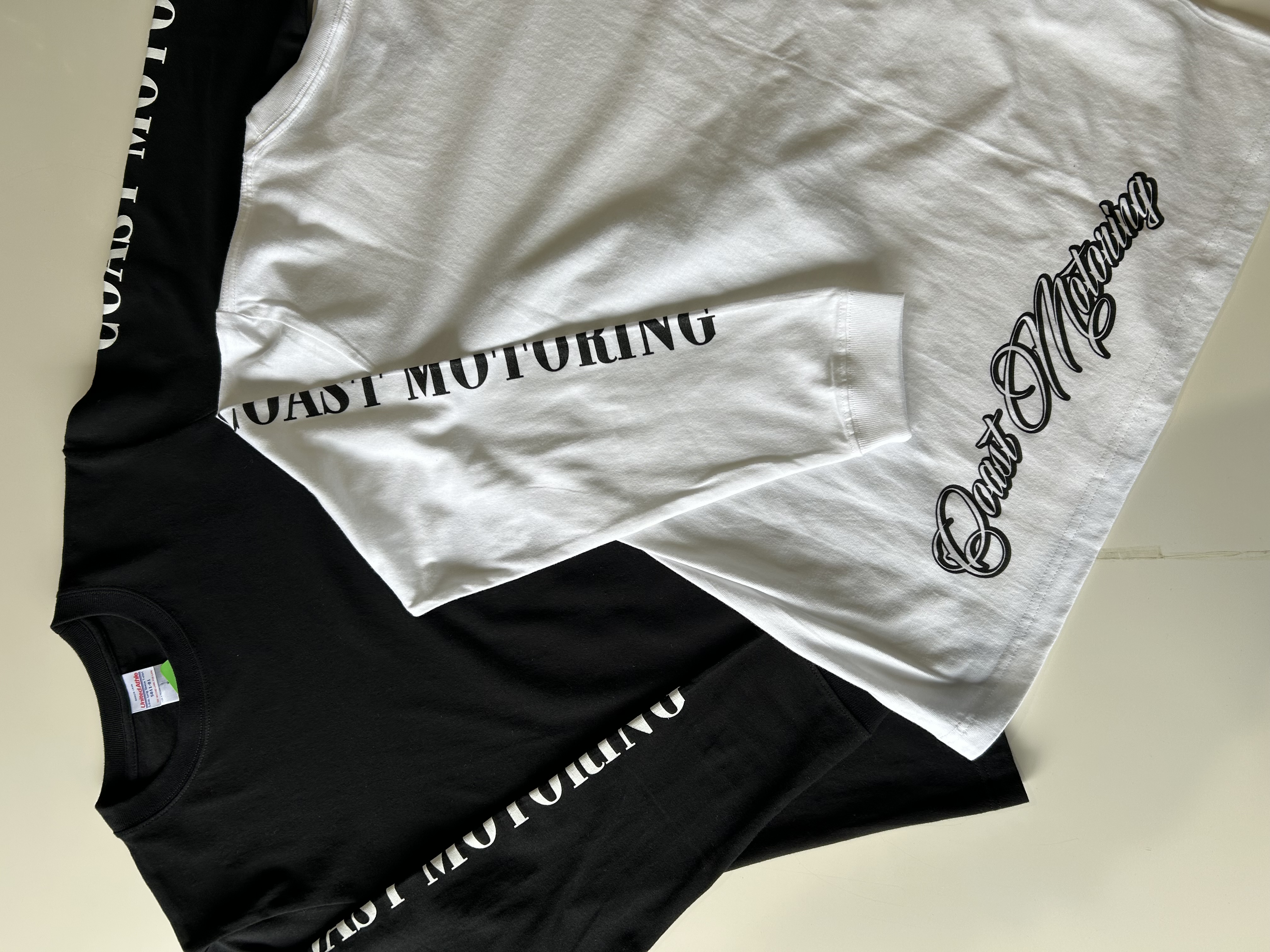 デザインロゴロングTシャツ